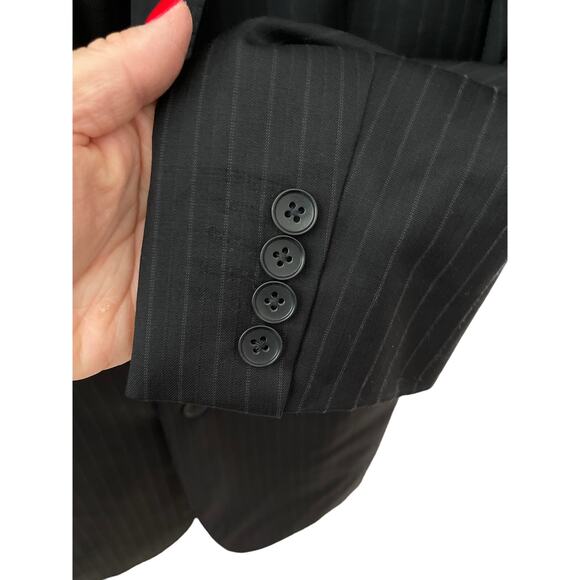 Ben Sherman Men’s 100% Wool Black & Gray Pinstripe Blazer Size 40 Long - Picture 4 of 10